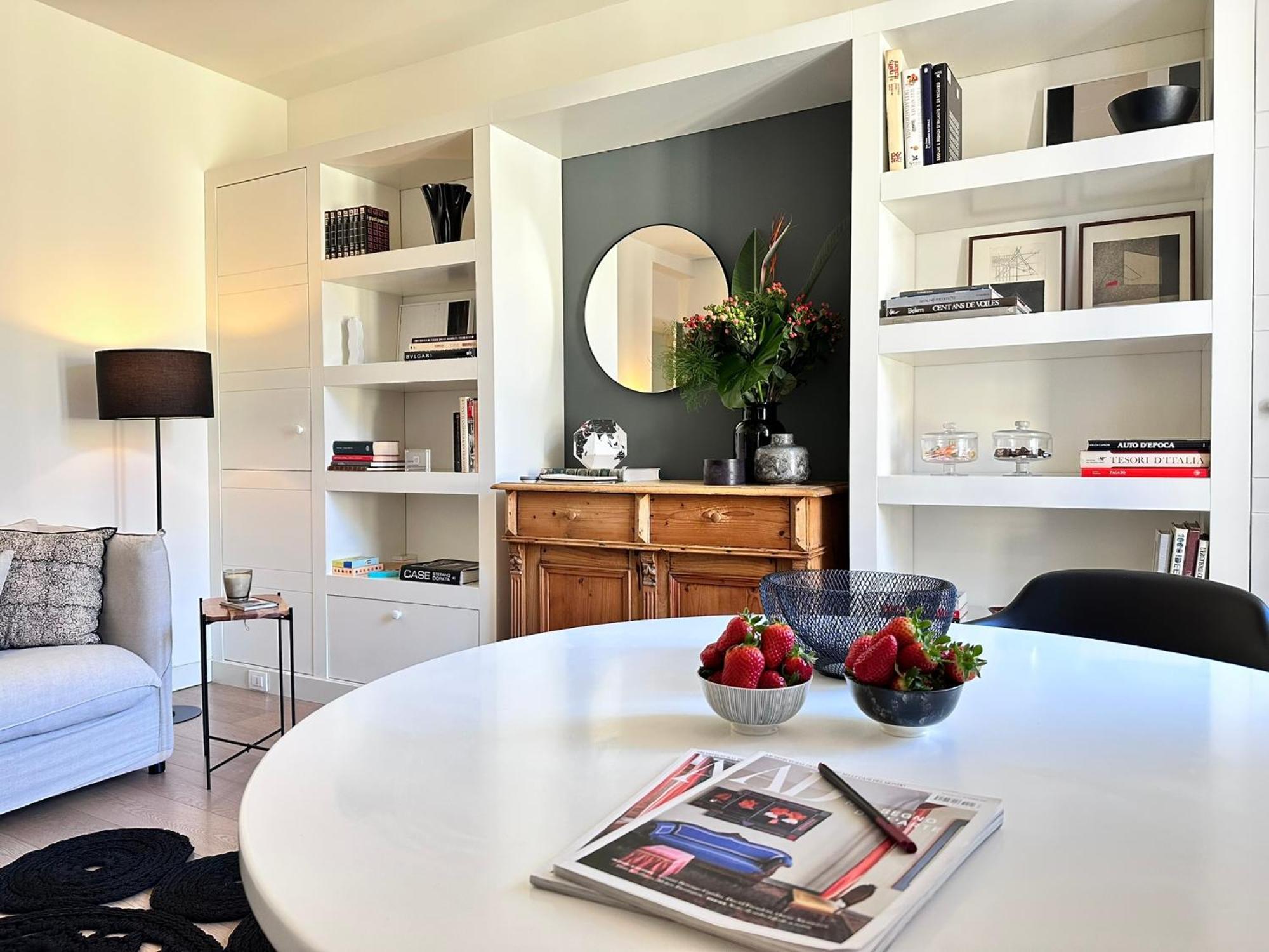 Lily Pads -Elegant Apartment- In The City Center Milão Exterior foto